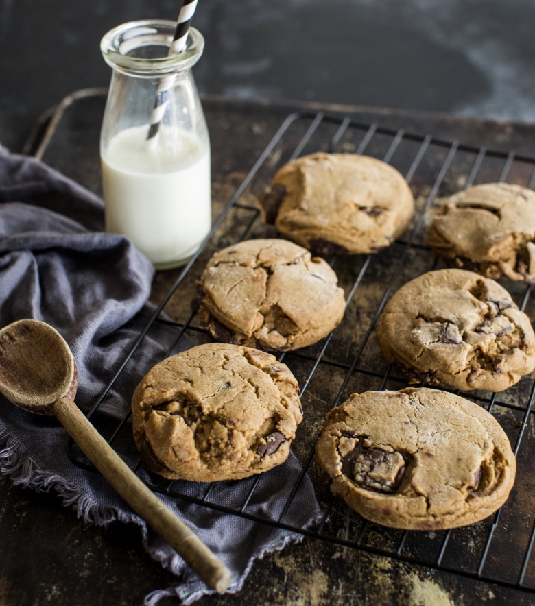 Dark Chocolate & Ginger Cookies - Quicksand Food